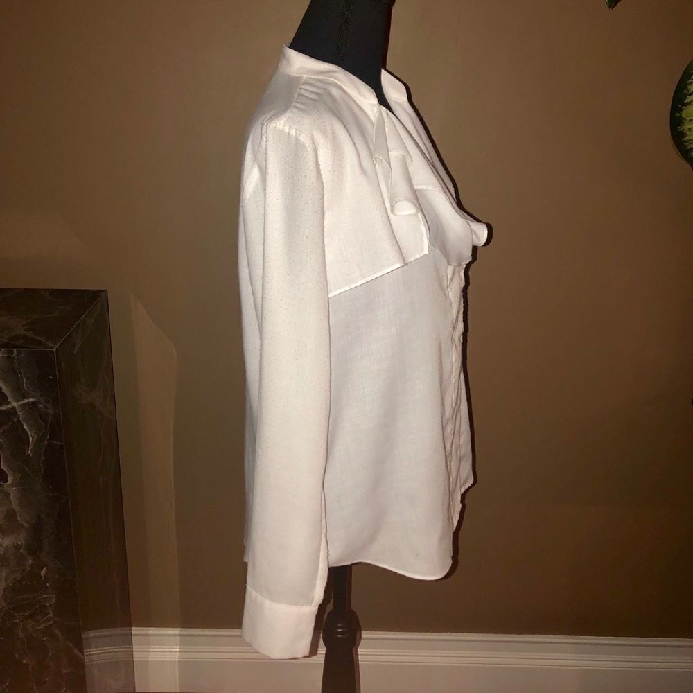Vince Button down With Ruffle collar NWT - Picture 2 of 5